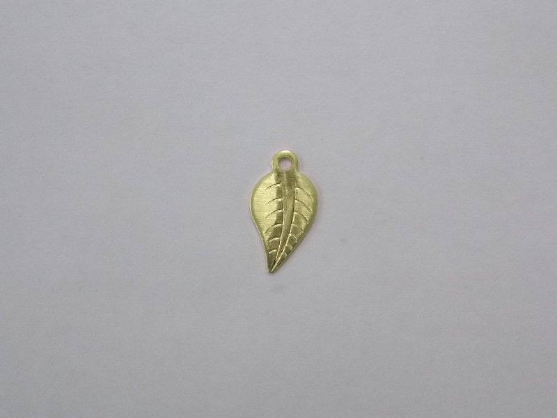 Folha Estampada 11.5x5.5mm C/ Cabeça